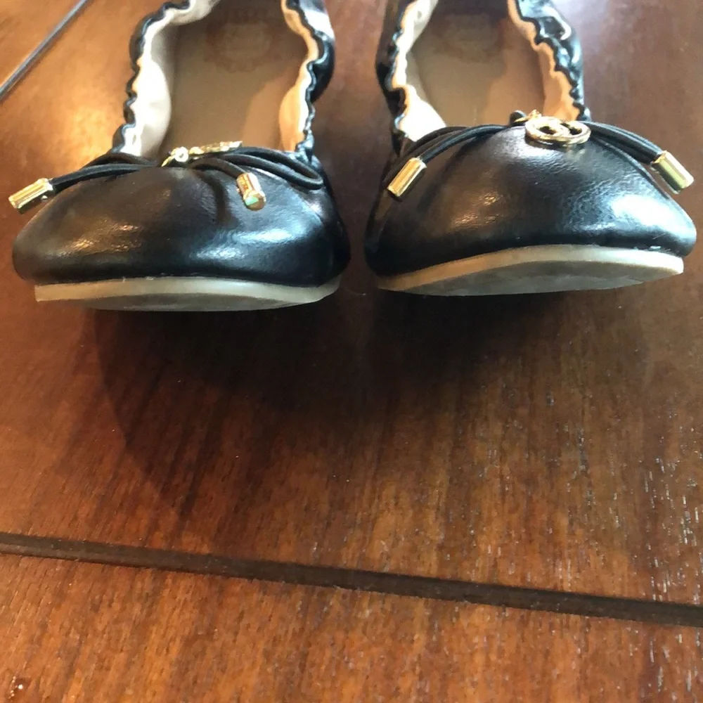 Juicy Couture Flats - Picture 6 of 9